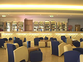 bar