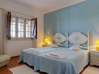 Quarto com duas camas