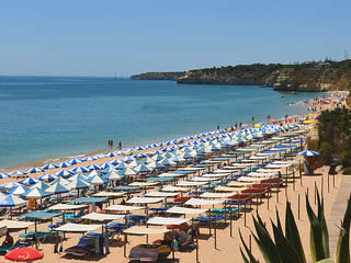 Praia de Armação de Pera
